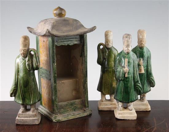 Four pottery tomb figures and a similar model of a shrine, Tang dynasty, 20.5cm and 26.5cm